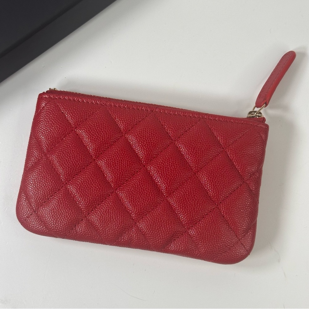Caviar Quilted Small Cosmetic Case Red - Picture 10 of 14